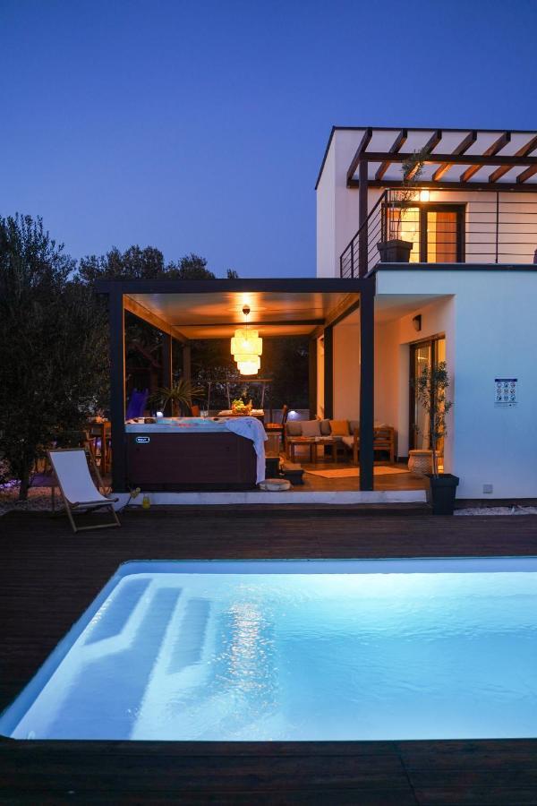 Villa Suncica With Heated Pool, Jacuzzi And Bikes Near Zadar Sukosan Bagian luar foto