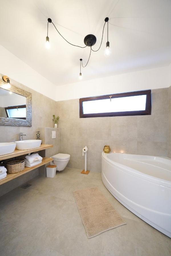 Villa Suncica With Heated Pool, Jacuzzi And Bikes Near Zadar Sukosan Bagian luar foto